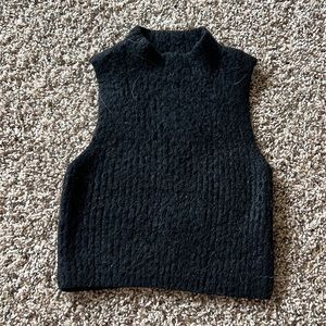 Forever 21 crop fuzzy black sweater size S